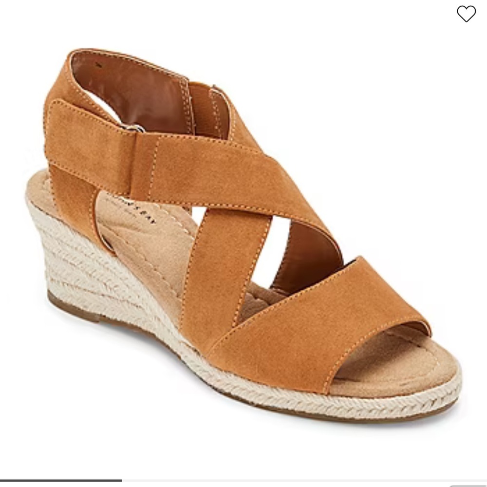 NWOT St. John's Bay Womens Lolah Wedge Sandals, Honey Ginger - SZ 6.5 WIDE